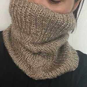 New! Neck warmer